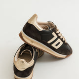 Jogger N Sneaker | Coffee Gold