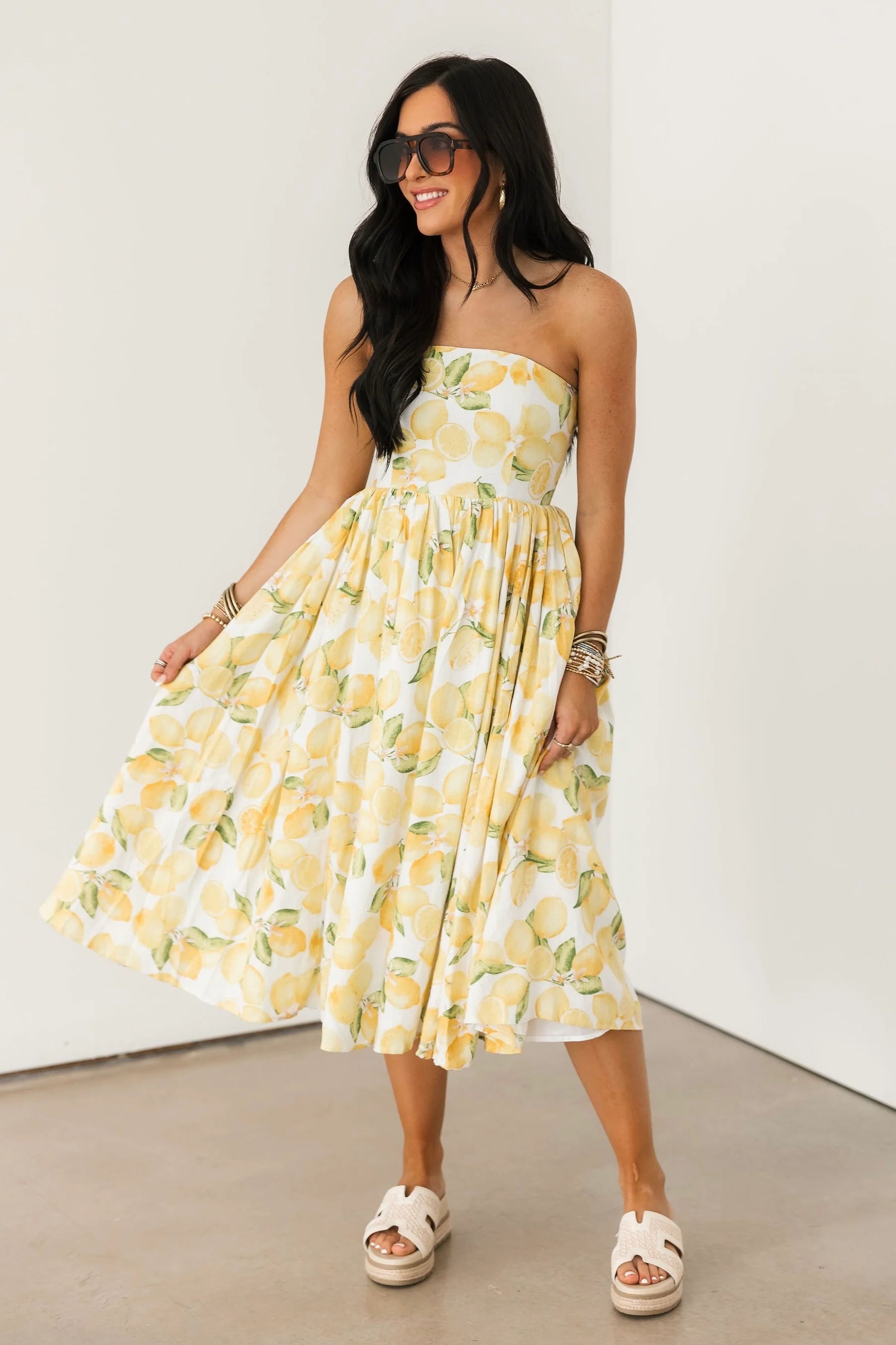Dresses image