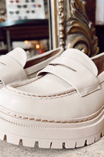 EUREKA PENNY LOAFER  | BONE
