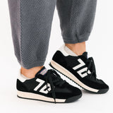 Barkley Jogger Sneakers | Black