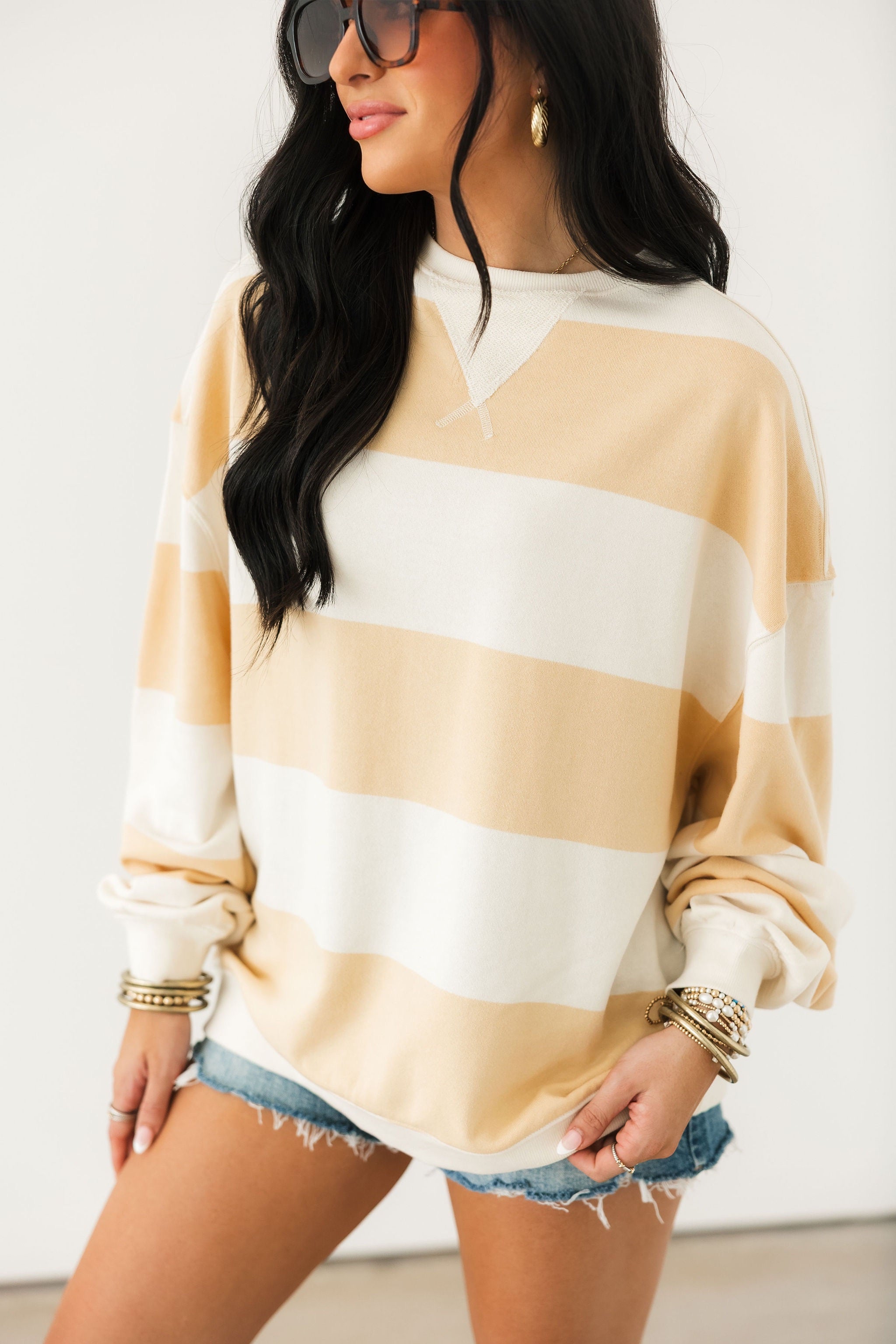 アパルトモン☆ROBELITE&CO. OVERSIZE STRIPE Classic Stripe Crew Wide | Apricot Combo Lexi Jade's Boutique