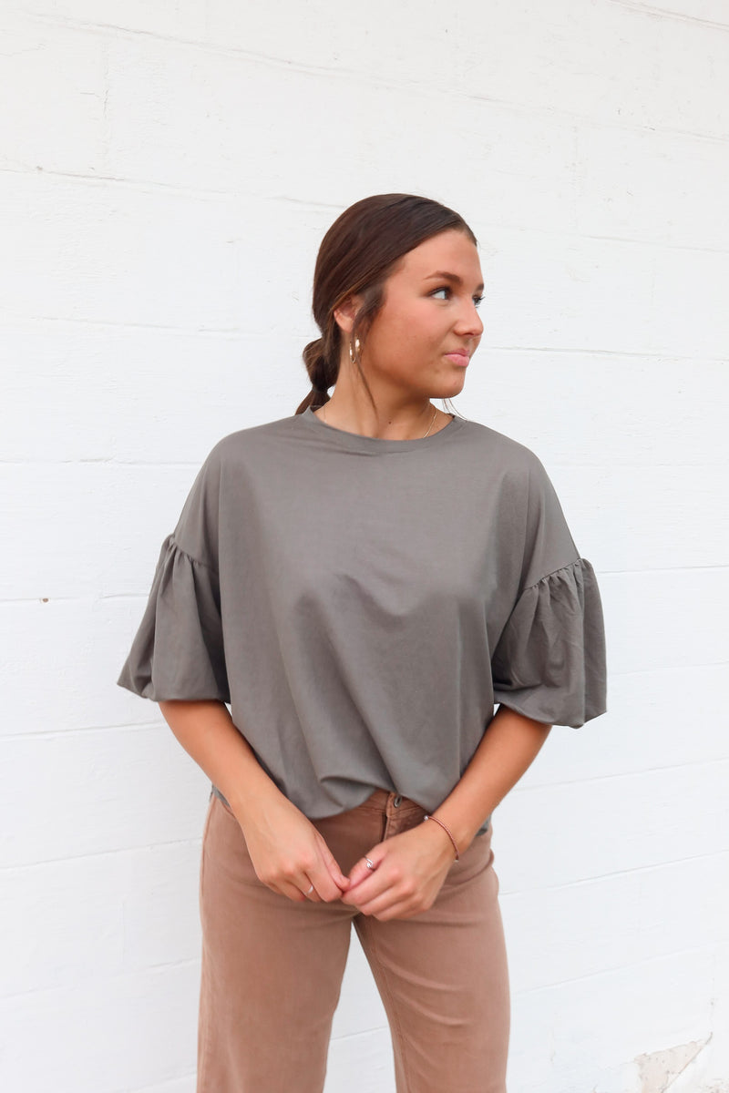 BUBBLE SLEEVE TOP | OLIVE