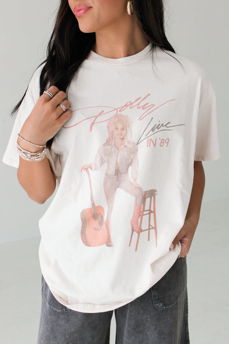DOLLY LIVE IN 89 THRIFTED TEE