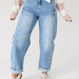 Phoebe Barrel Jeans | Medium