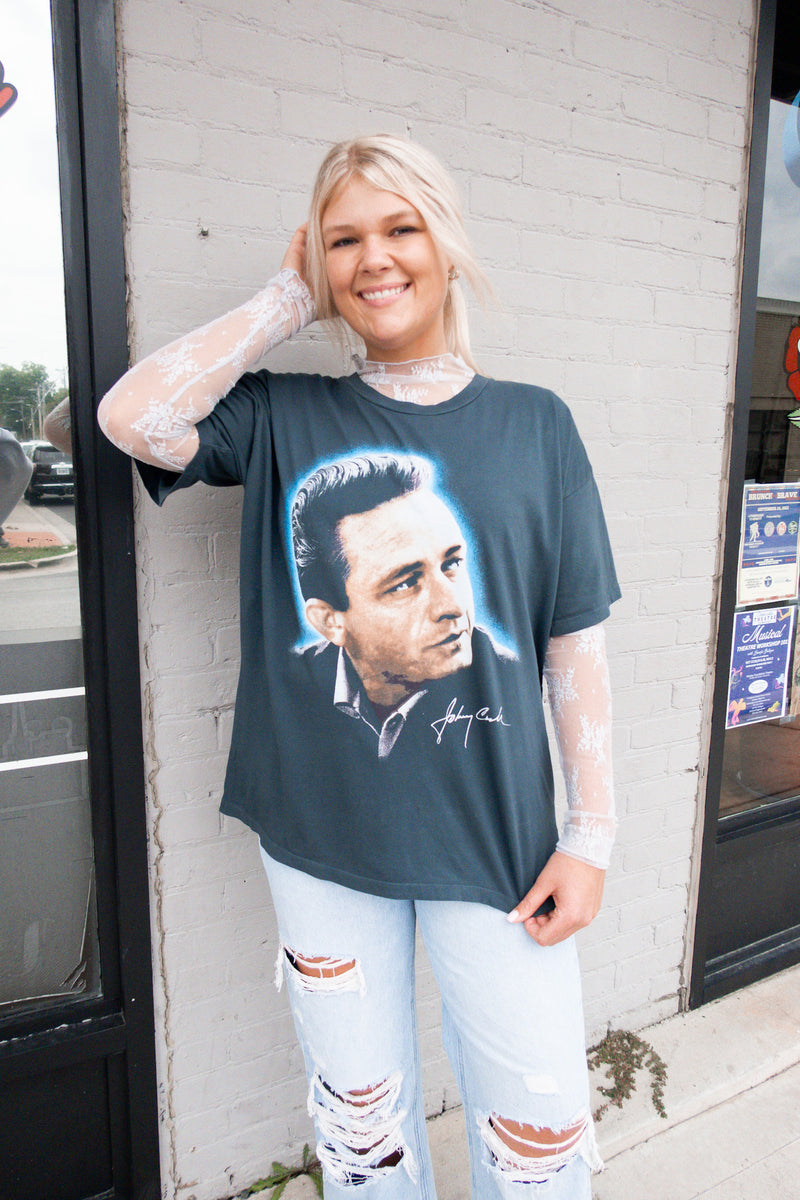 JOHNNY PORTRAIT MERCH TEE