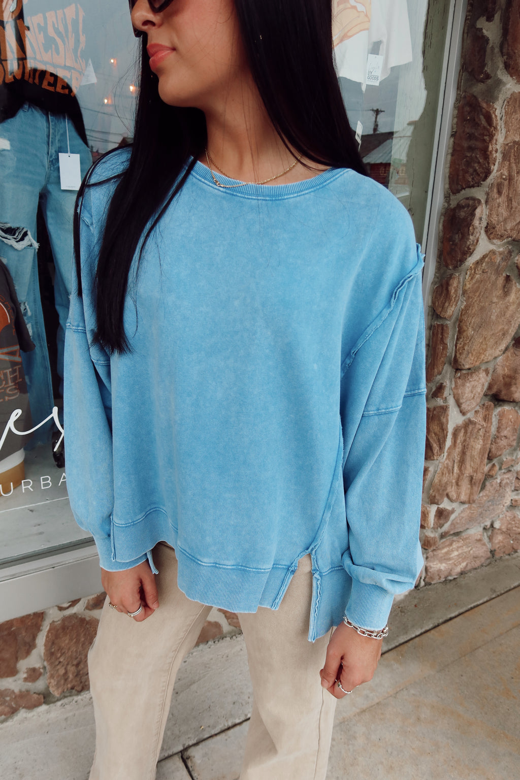 GIVING LOVE TOP | BLUE