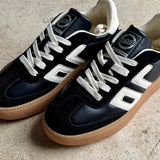 XXL Sneakers | Black Butter