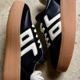 XXL Sneakers | Black Butter