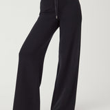 Air Essentials Wide Leg Pant | Very Black