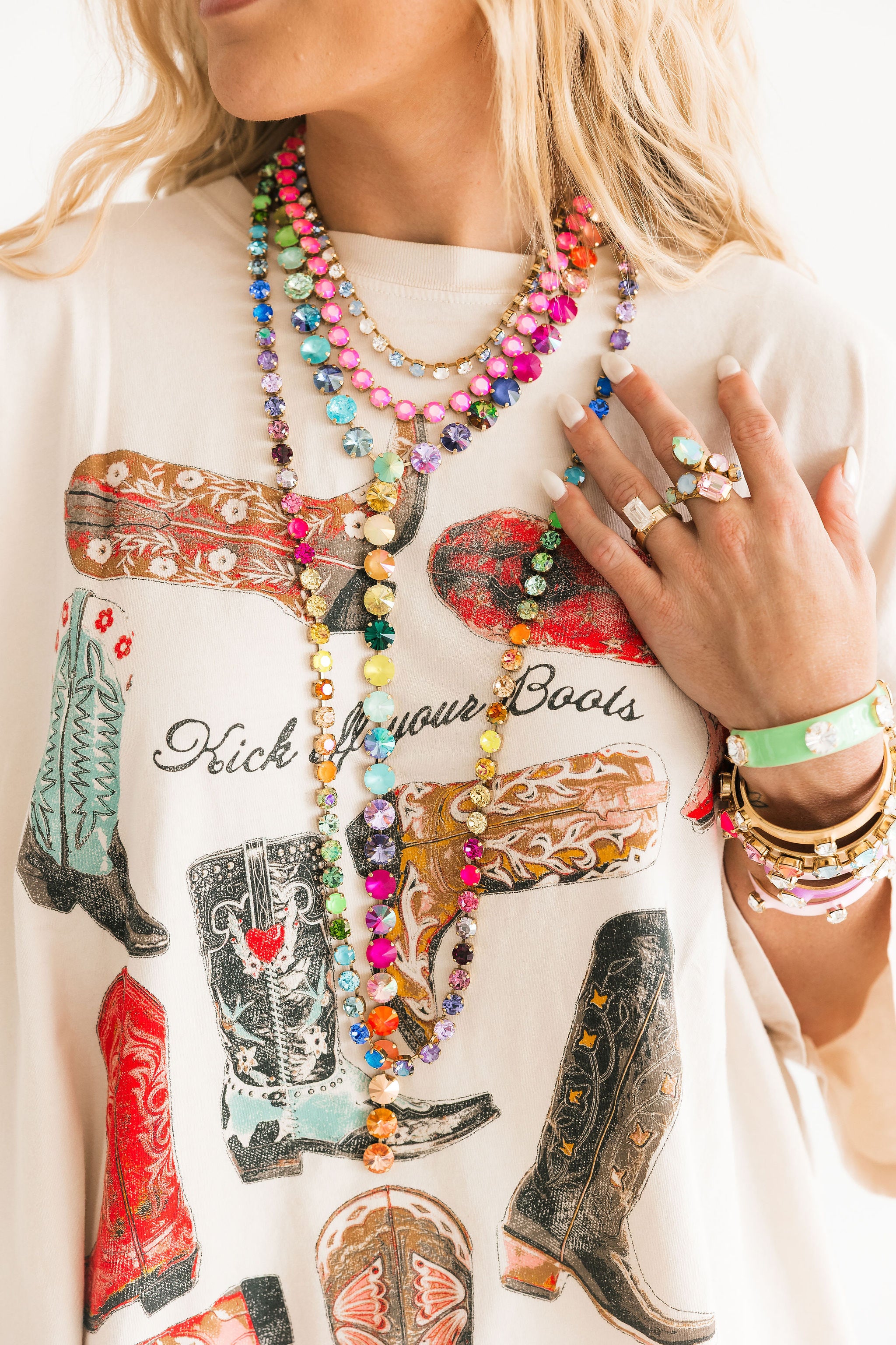TOVA Oakland Necklace in Electric Pink Ignite Frost – styled on model from Lexi Jade's Boutique